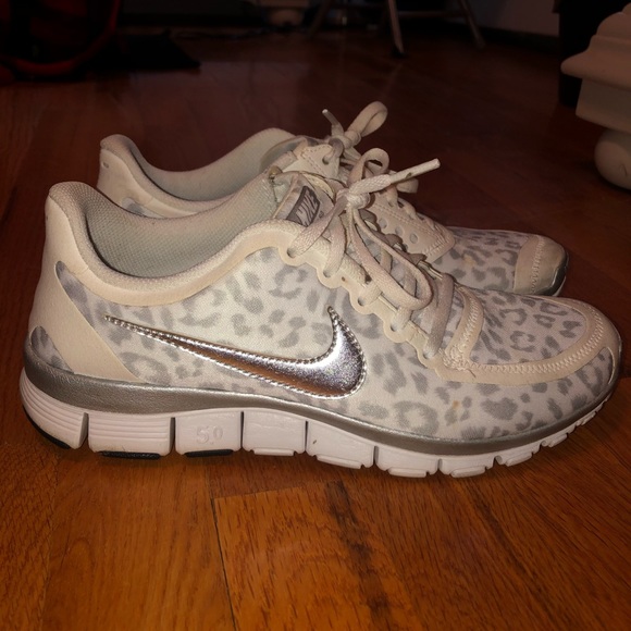 nike cheetah sneakers